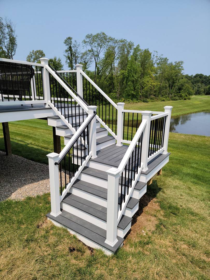 Customdecks.com Portfolio Image 27